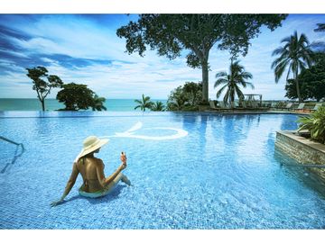 APARTAMENTO A ESTRENAR 128 M2 EN PH BAHIA GORGONA, PLAYA SERENA
