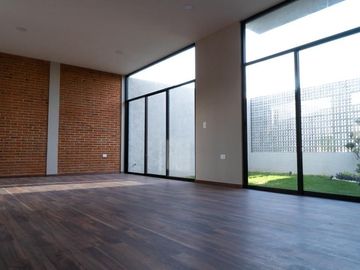 PUEBLA  BELLISIMA  CASA EN VENTA PARA ESTRENAR