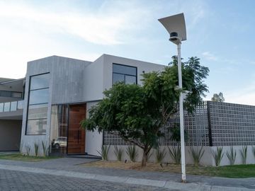 PUEBLA  BELLISIMA  CASA EN VENTA PARA ESTRENAR