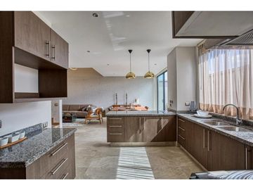 Casa En Venta En Fraccionamiento Cerca De Camino Real