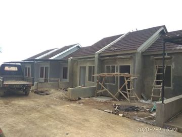 Beli rumah murah di Katapang dapat free design