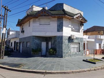 Casa en venta en Lanus Oeste