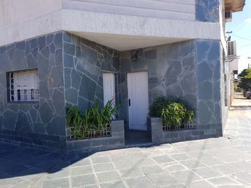 Casa en venta en Lanus Oeste