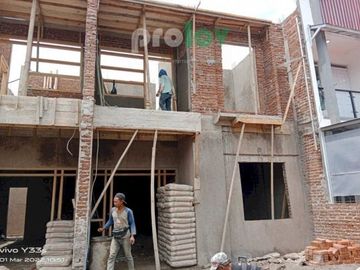 Dijual Rumah Dekat GRIYA ARCAMANIK 2 lantai Progres 50% 3 KT
