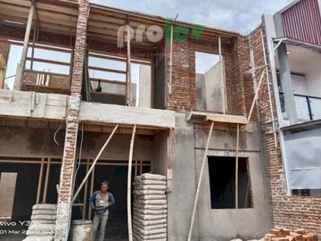 Dijual Rumah Dekat GRIYA ARCAMANIK 2 lantai Progres 50% 3 KT