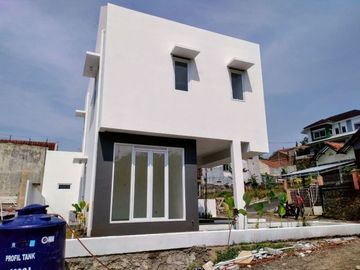 Full Furnished Turun Harga Rumah Readystok 2LT dekat Borma Cikutra Cicaheum