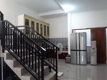 RUMAH 2 LANTAI MODERN DAN NYAMAN UTARA CANDI SAMBISARI SLEMAN