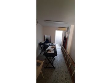 SE VENDE CASA DE DOS PISOS EN LOS LAURELES DE MONTERIA
