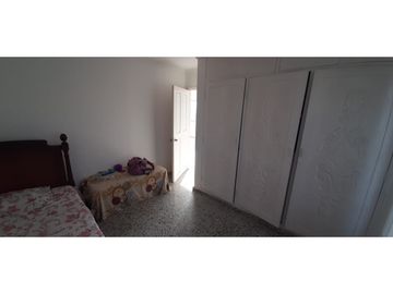 SE VENDE CASA DE DOS PISOS EN LOS LAURELES DE MONTERIA