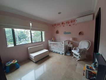 VENTA DE AMPLIA CASA EN URBANIZACION VISTA AL PARQUE VIA A SAMBORONDON