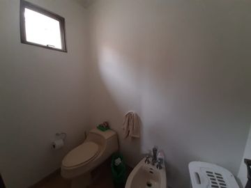 VENTA DE AMPLIA CASA EN URBANIZACION VISTA AL PARQUE VIA A SAMBORONDON