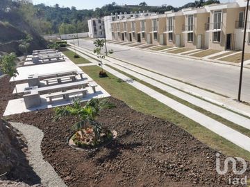 CASA  DE UN PISO  EN VENTA EN PUERTO VALLARTA JALISCO  DENTRO DE COTO PRIVADO CON ALBERCA