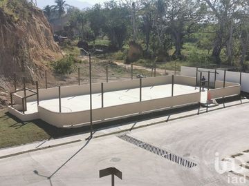 CASA  DE UN PISO  EN VENTA EN PUERTO VALLARTA JALISCO  DENTRO DE COTO PRIVADO CON ALBERCA