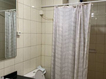 Disewakan Apartemen Royal Mediterania Garden Residences, 3BR Furnish