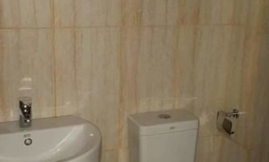 1BR/Studio unit in Manila near UP, PGH , Robinsons mall, LRT1