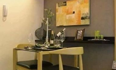 1BR/Studio unit in Manila near UP, PGH , Robinsons mall, LRT1