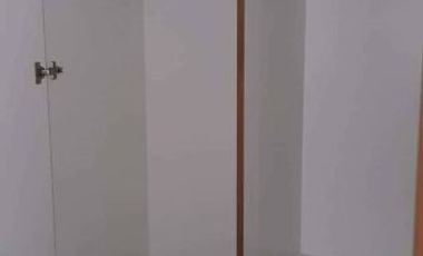 1BR/Studio unit in Manila near UP, PGH , Robinsons mall, LRT1