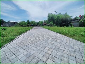 Tanah Matang ; 200 Meter Jl Kaliurang Km.7
