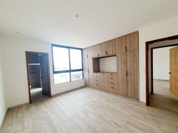 Casa en VENTA con ALBERCA Esquina FRACC PUNTA TIBURON