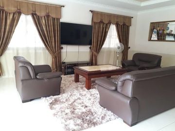 Spacious Fully Furnished - House for Rent in Hensonville Angeles City Near Clark