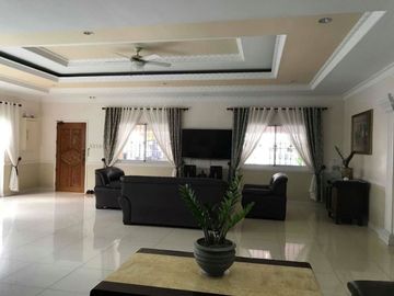 Spacious Fully Furnished - House for Rent in Hensonville Angeles City Near Clark