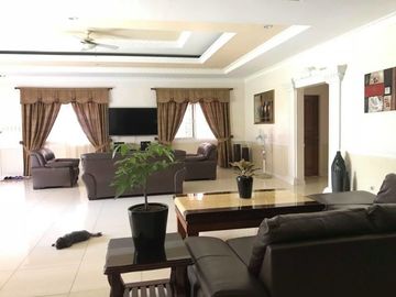 Spacious Fully Furnished - House for Rent in Hensonville Angeles City Near Clark