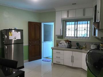 Spacious Fully Furnished - House for Rent in Hensonville Angeles City Near Clark