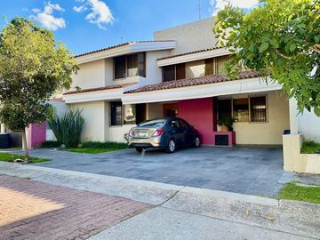 Casa en Bugambilias segunda seccion