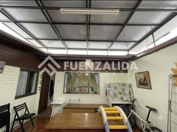 Casa en venta de 3 dorm. en Maipú
