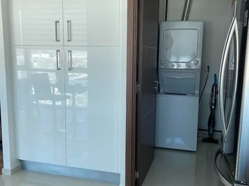 Venta de Departamento en Juriquilla Towers, Amueblado y Equipado