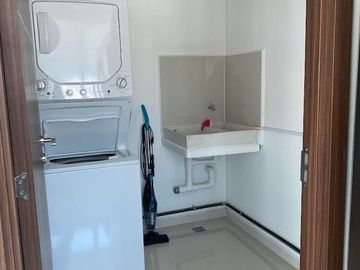 Venta de Departamento en Juriquilla Towers, Amueblado y Equipado
