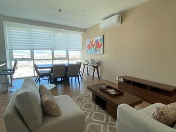 Venta de Departamento en Juriquilla Towers, Amueblado y Equipado