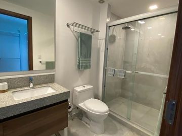 Venta de Departamento en Juriquilla Towers, Amueblado y Equipado