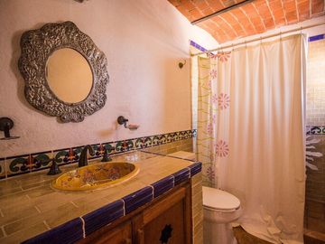 CASA MEXICANA EN CHAPALA CON VISTA AL LAGO