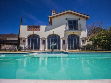 CASA MEXICANA EN CHAPALA CON VISTA AL LAGO