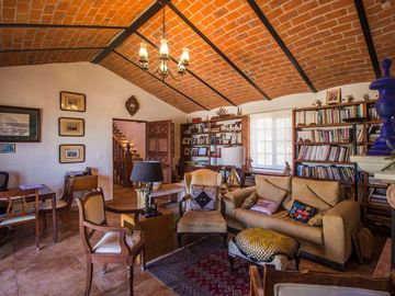 CASA MEXICANA EN CHAPALA CON VISTA AL LAGO