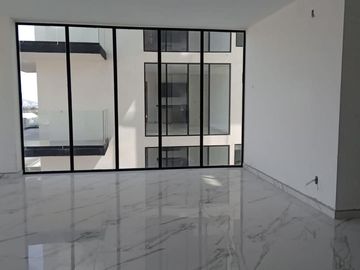 Pent house con Roof garden frente a Moscati Juriquilla Qro. E1