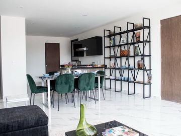 Pent house con Roof garden frente a Moscati Juriquilla Qro. E1