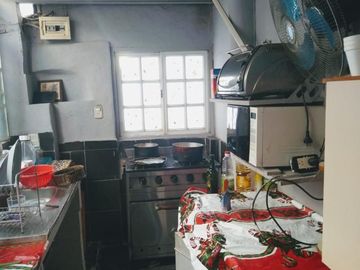 Buen PH al fondo en Planta Baja de 4 ambientes con buena ubicación en Villa Lynch, San Martín.