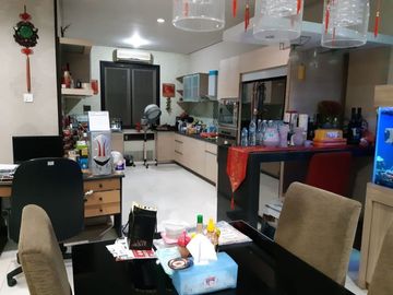 Rumah Second Masih Terawat Regency 21, One Gate System, Dekat Perumahan Araya, Dekat ITS