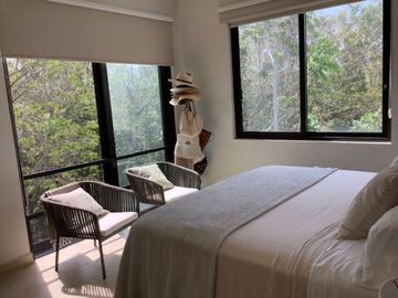 Departamento, 3 albercas, roof top con 6 jacuzzis, area de asador, terraza con b