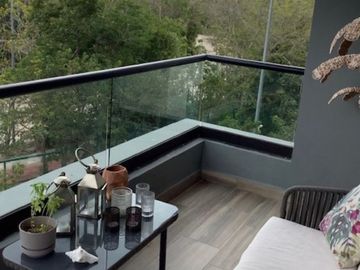 Departamento, 3 albercas, roof top con 6 jacuzzis, area de asador, terraza con b