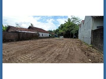 Kavling Mangku Jalan Utama; Belakang Polsek Tempel, SHM