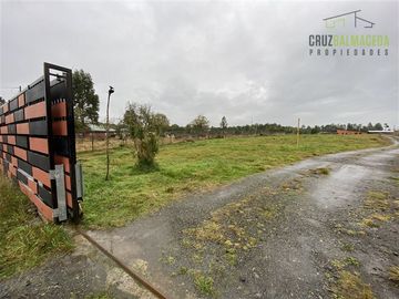 Casa en Venta en Amplia casa de 300 m2 en Parcela de 11.100 m2 - Sector Las Marcas - Camino a Rio Sur