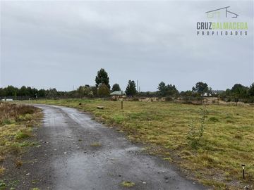 Casa en Venta en Amplia casa de 300 m2 en Parcela de 11.100 m2 - Sector Las Marcas - Camino a Rio Sur