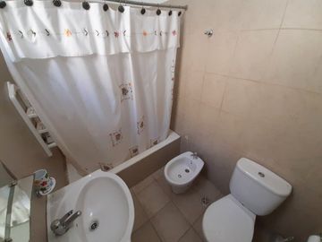 Casa en venta en Valentin Alsina