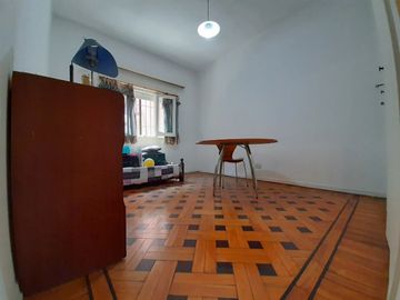Casa en venta en Valentin Alsina