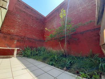Casa en venta en Valentin Alsina