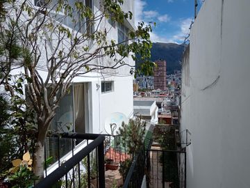 VENTA HERMOSO DEPARTAMENTO UBICADO EN EL BATAN IDEAL PARA VIVIENDA U OFICINA 178m2