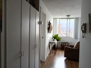 VENTA HERMOSO DEPARTAMENTO UBICADO EN EL BATAN IDEAL PARA VIVIENDA U OFICINA 178m2
